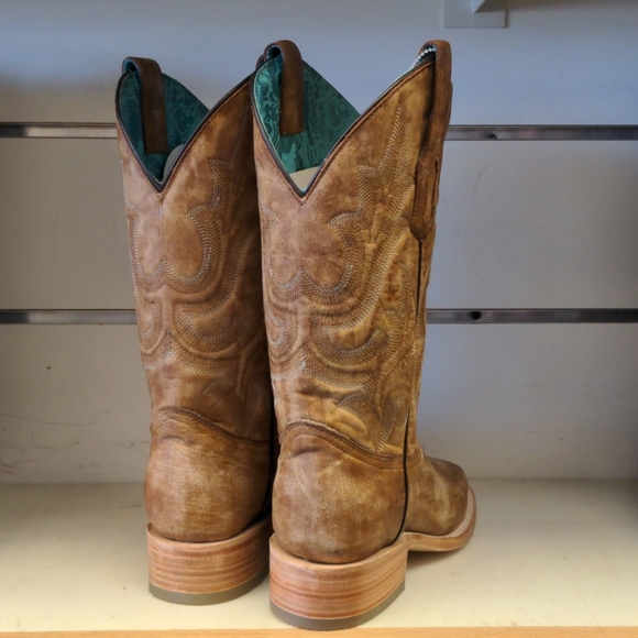 New Women's Corral A4143 - Picture 3 of 8